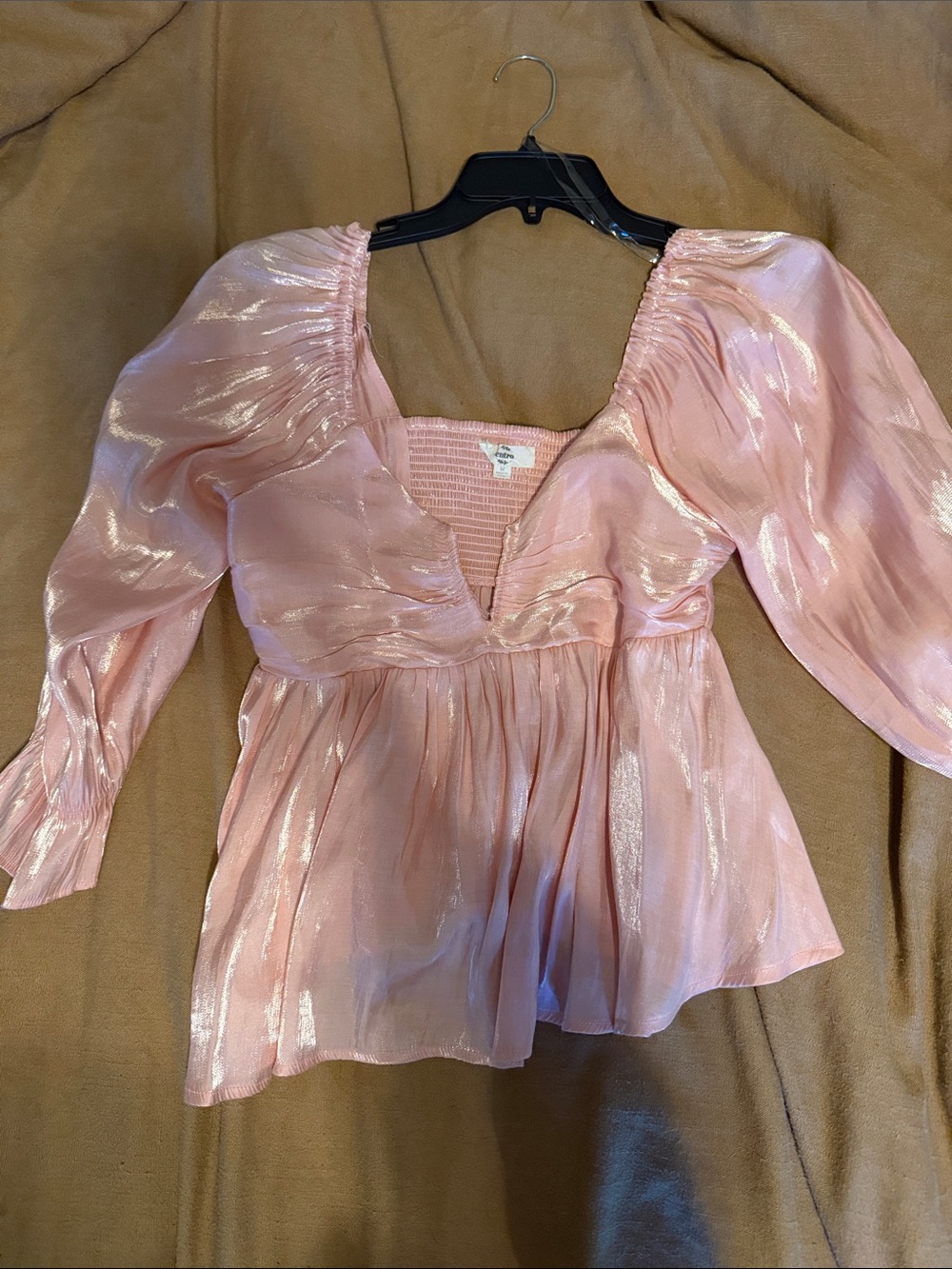 entro Pink Shimmer Peasant Blouse